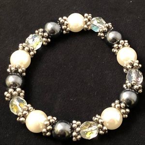 Beaded bracelet